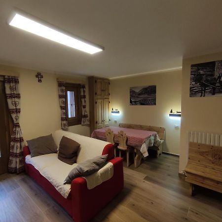 Appartamenti La Romantica Livigno Luaran gambar