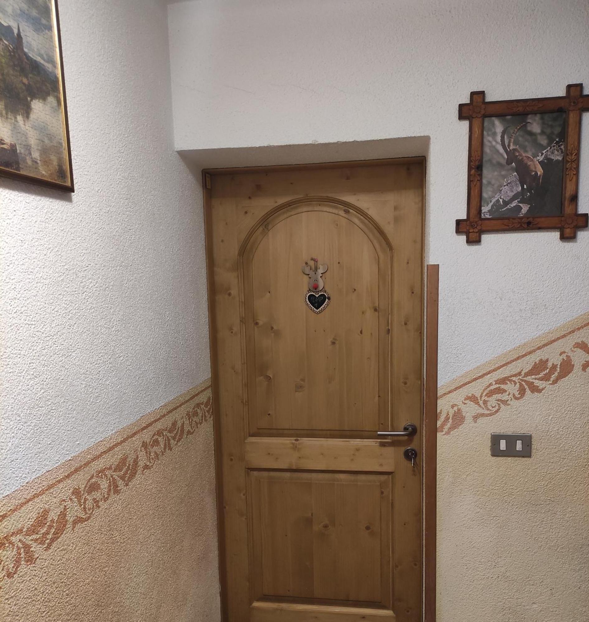 Appartamenti La Romantica Livigno Luaran gambar