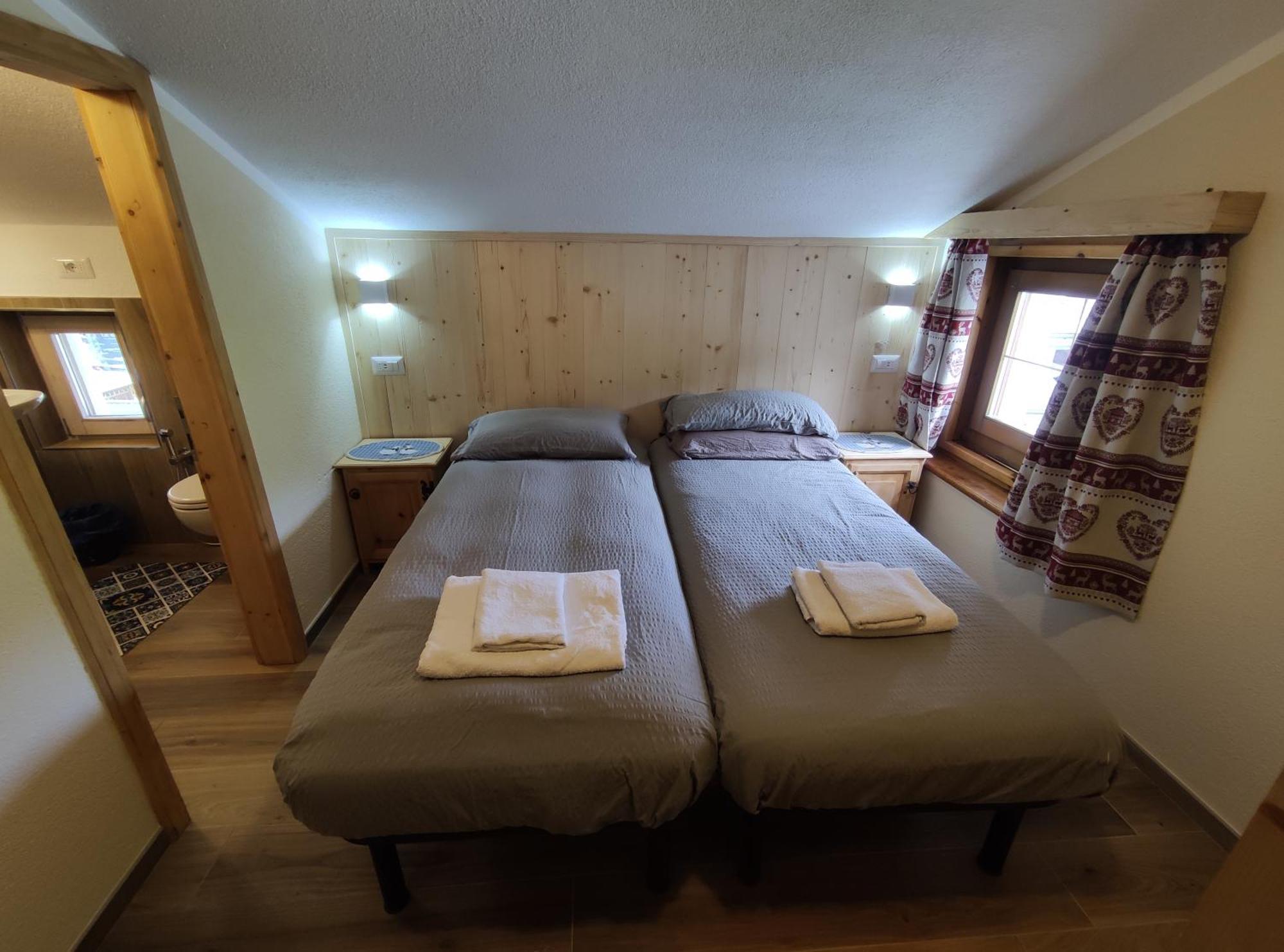 Appartamenti La Romantica Livigno Luaran gambar