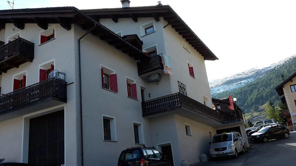 Appartamenti La Romantica Livigno Luaran gambar